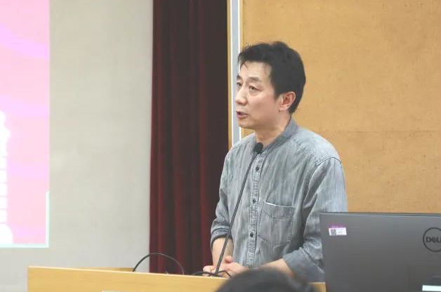 清华大学建筑学院院长图片